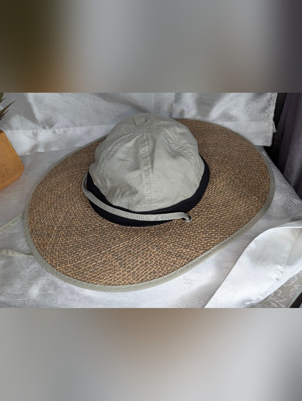 Columbia vintage Sportswear Bucket Safari/Sun Hat S/M Outdoor Hiking Fishing